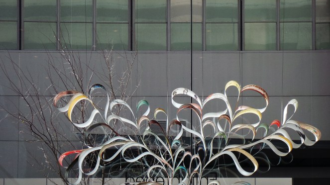 "Paper Tree Imitates Real Tree" © Theen Moy, 2014. CC BY-NC-SA 2.0.